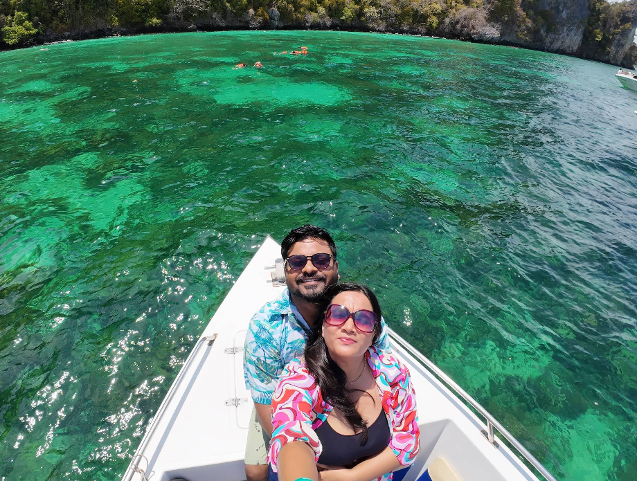 Couple under umbrella in Bali